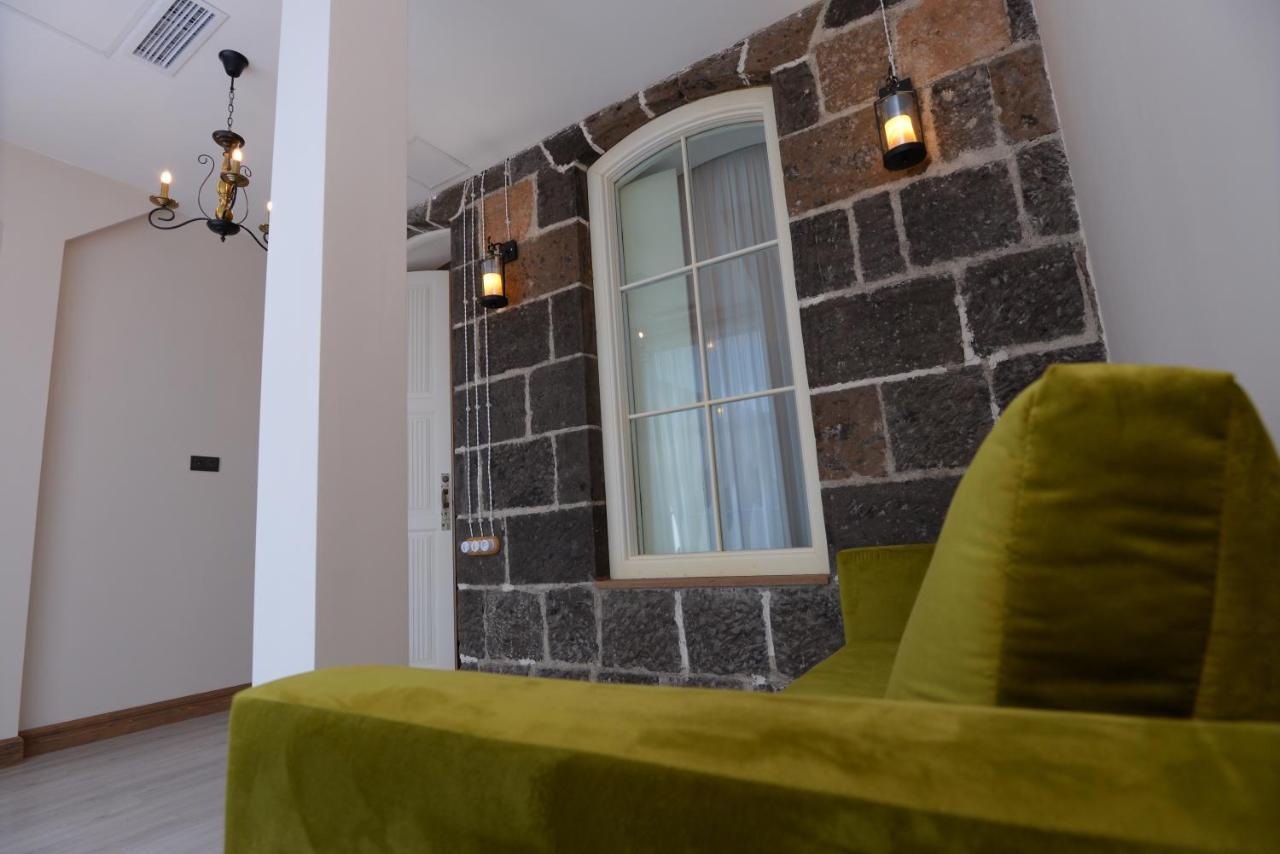Old Avenue Hotel Gyumri Ngoại thất bức ảnh