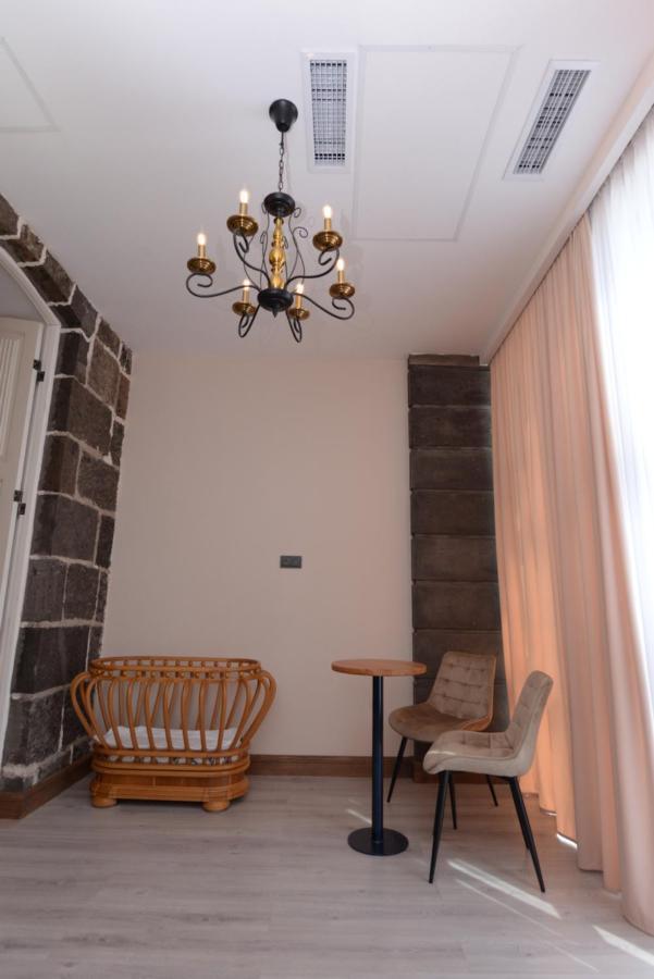 Old Avenue Hotel Gyumri Ngoại thất bức ảnh