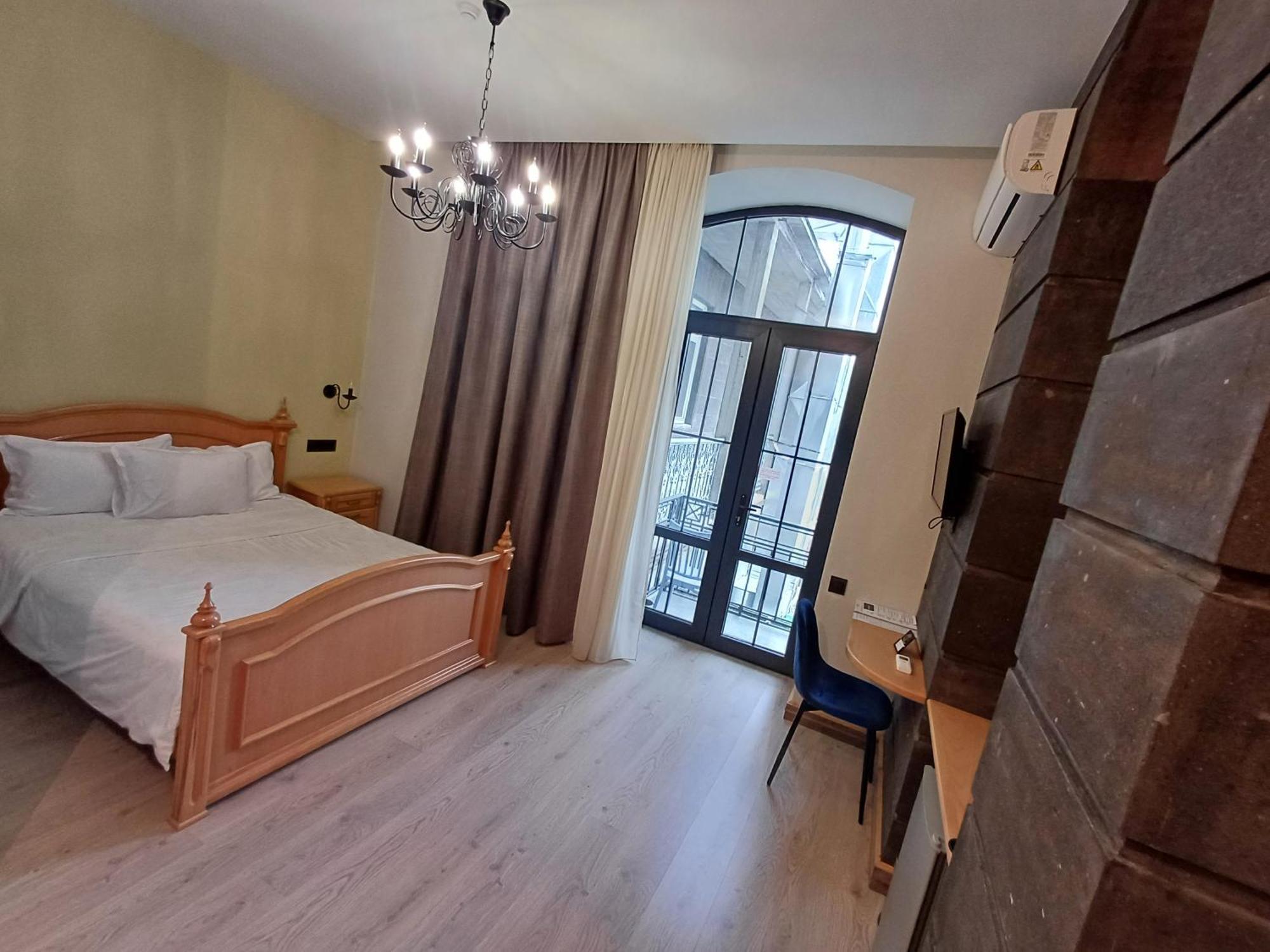 Old Avenue Hotel Gyumri Ngoại thất bức ảnh