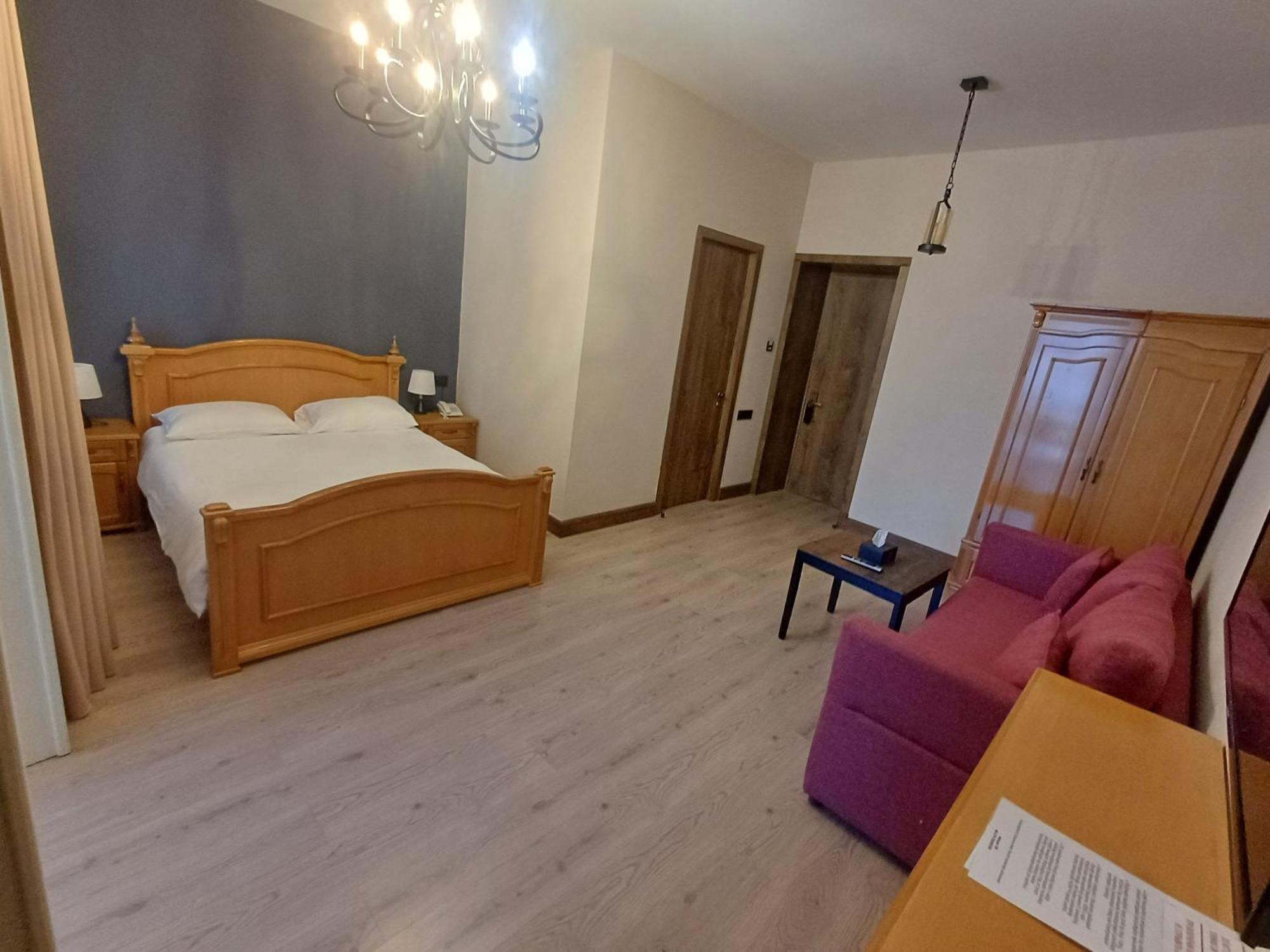 Old Avenue Hotel Gyumri Ngoại thất bức ảnh