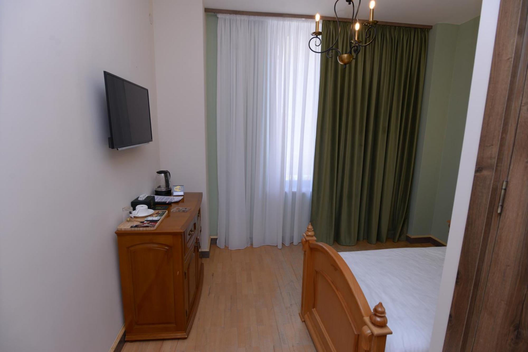 Old Avenue Hotel Gyumri Ngoại thất bức ảnh